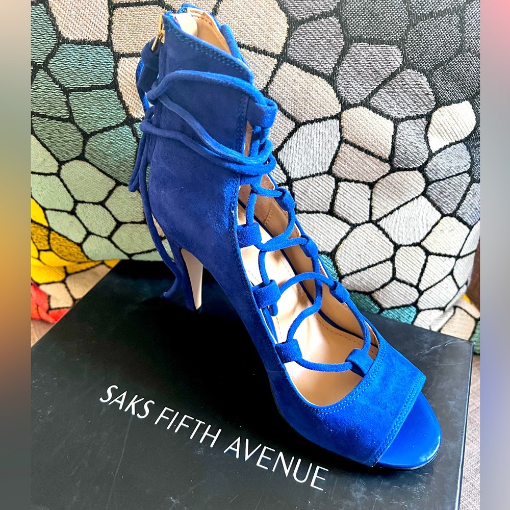 NWOT Saks Fifth Avenue Lace Up heels- Blue Suede